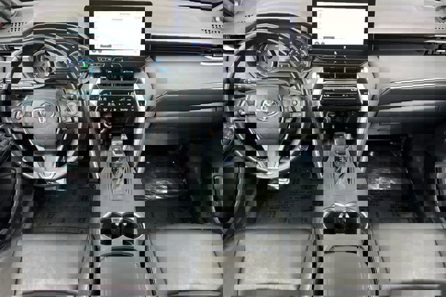 Used 2023 Toyota Venza XLE AWD/4WD image 15