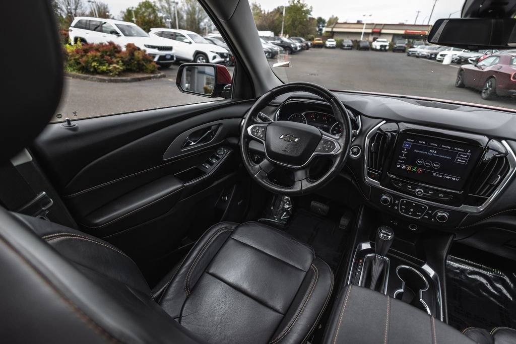 Used 2020 Chevrolet Traverse RS AWD/4WD image 25