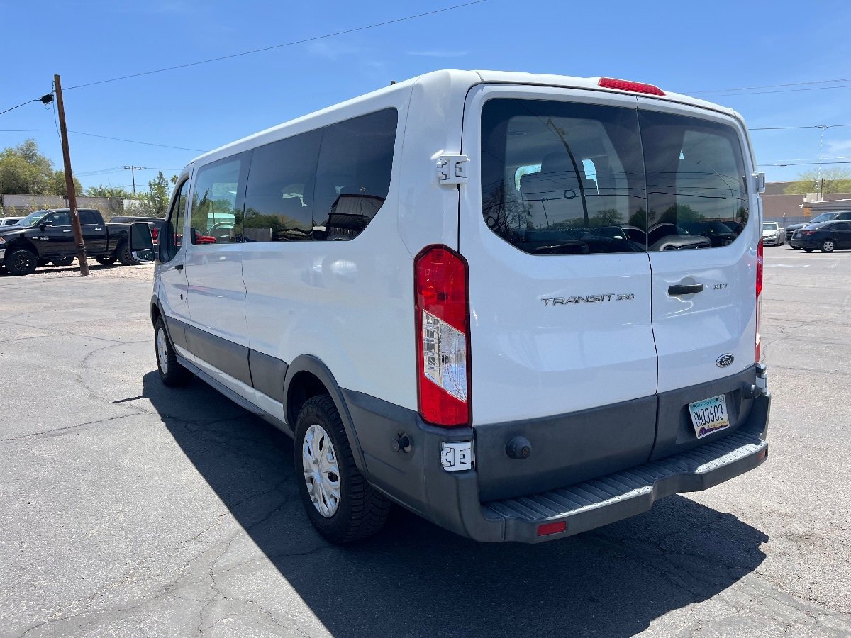 Used 2015 Ford Transit 350 XLT RWD image 5
