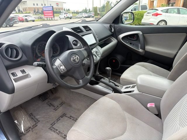 Used 2006 Toyota RAV4 Limited FWD image 9
