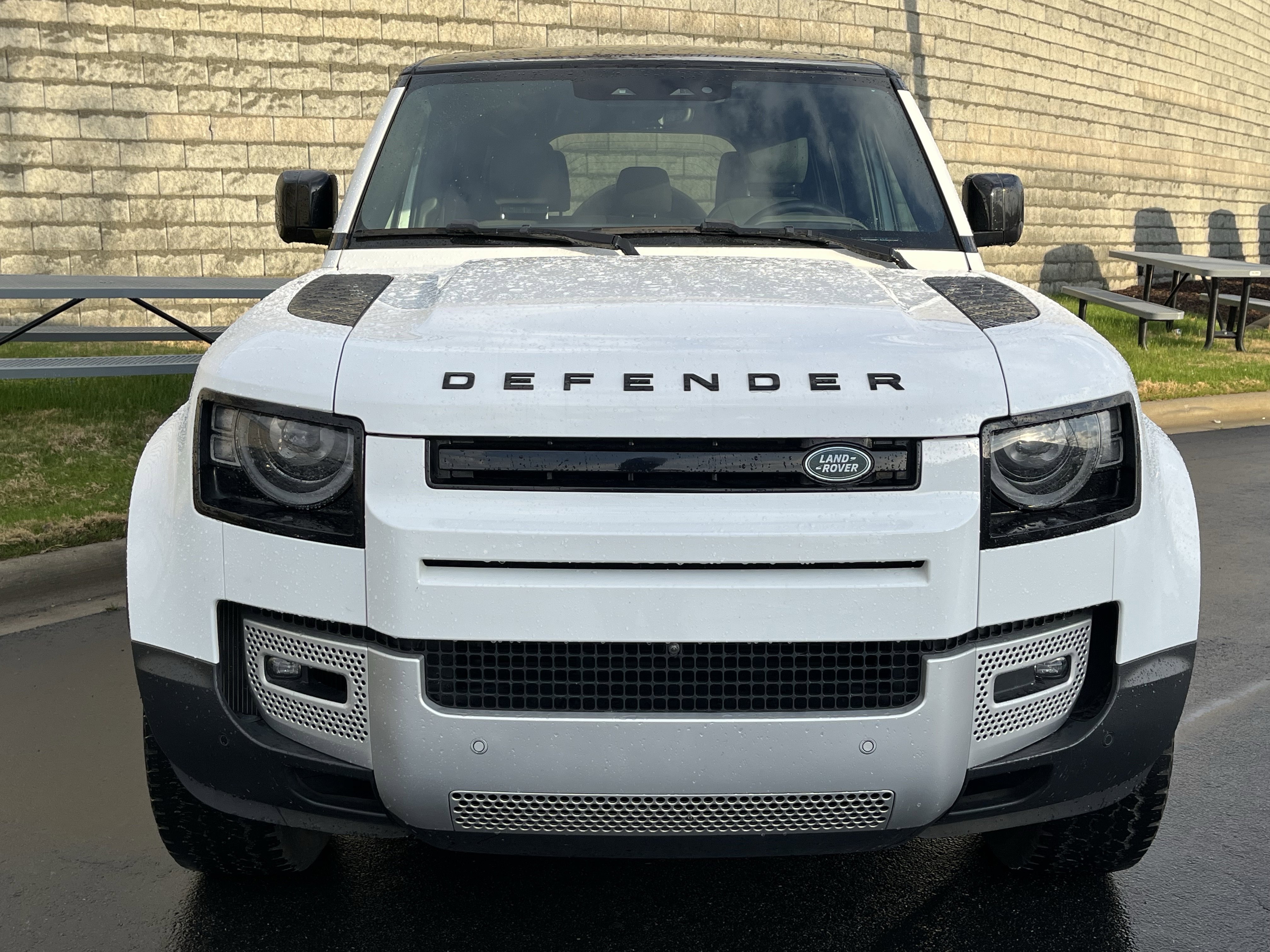 Certified 2024 Land Rover Defender 110 S image 11