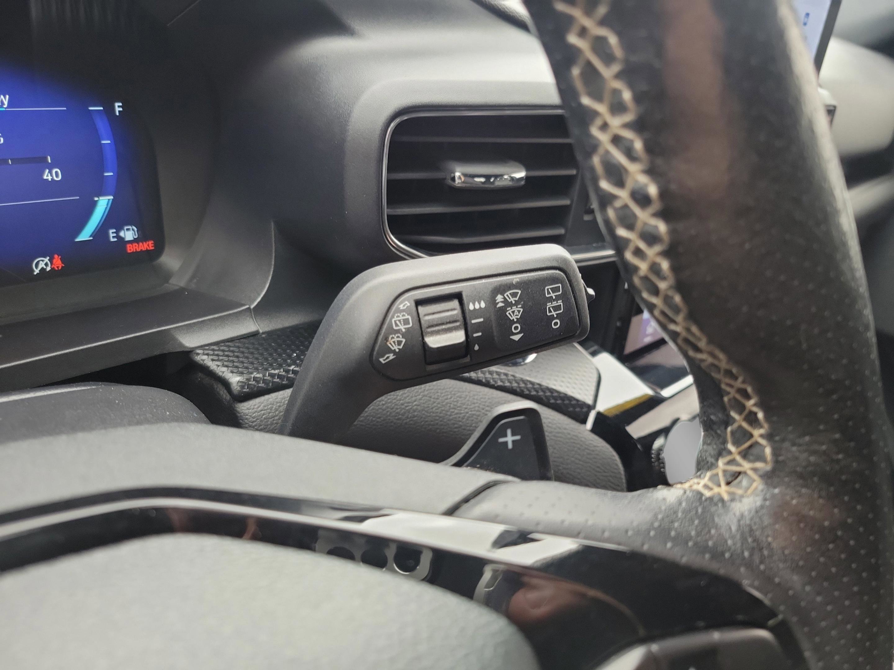 Used 2023 Ford Explorer ST w/ Equipment Group 401A AWD/4WD image 23