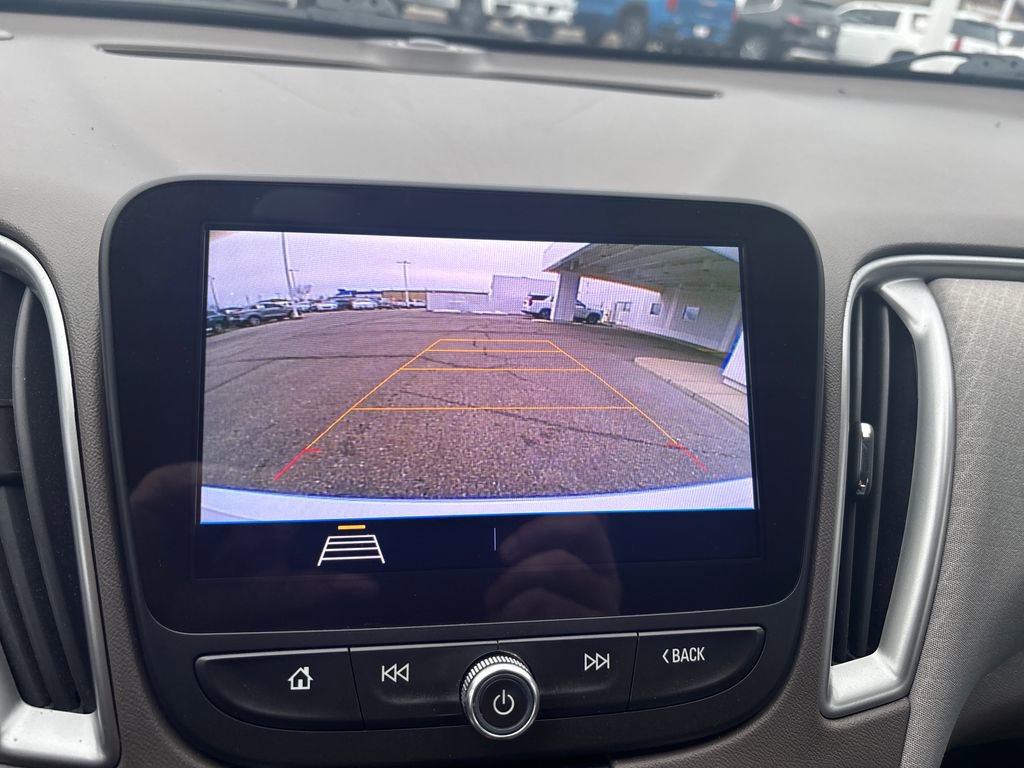 Used 2020 Chevrolet Malibu LS w/ Driver Confidence Package II image 26