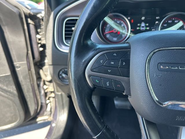 Used 2019 Dodge Charger SXT w/ Leather Interior Group RWD image 16