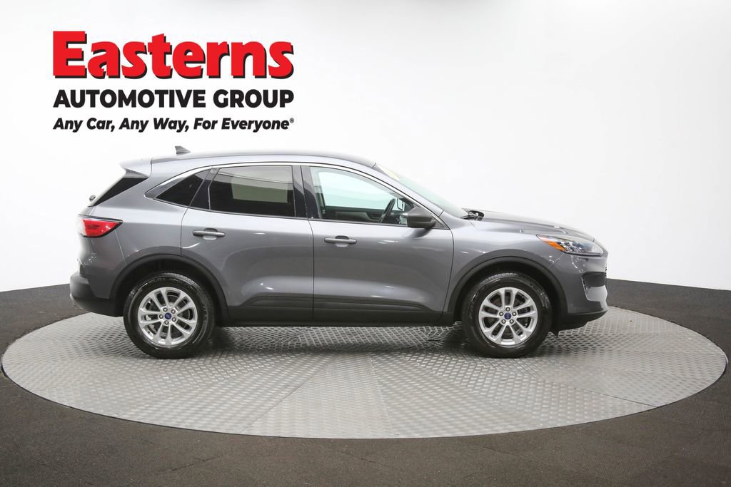 Used 2022 Ford Escape SE w/ Cold Weather Package image 41