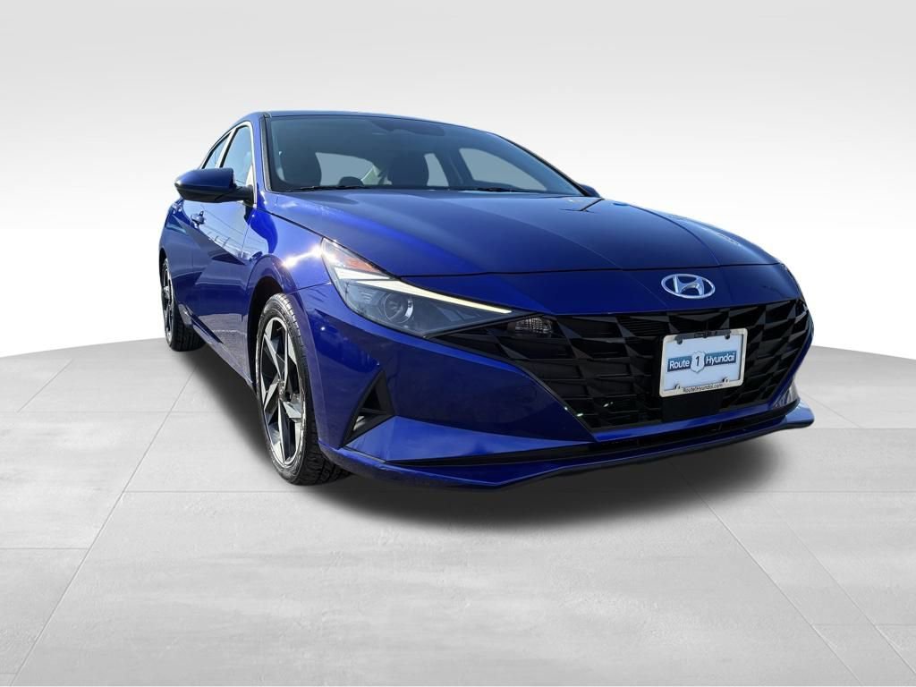Used 2023 Hyundai Elantra SEL w/ Convenience Package