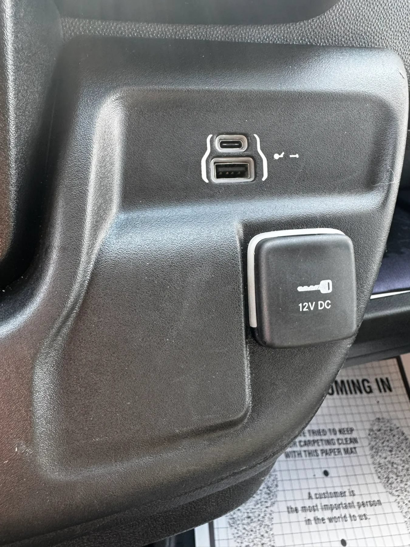 Used 2025 RAM ProMaster 2500 w/ Convenience Group FWD image 23