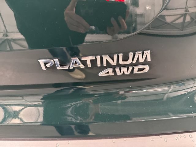 Used 2023 Nissan Pathfinder Platinum AWD/4WD image 9