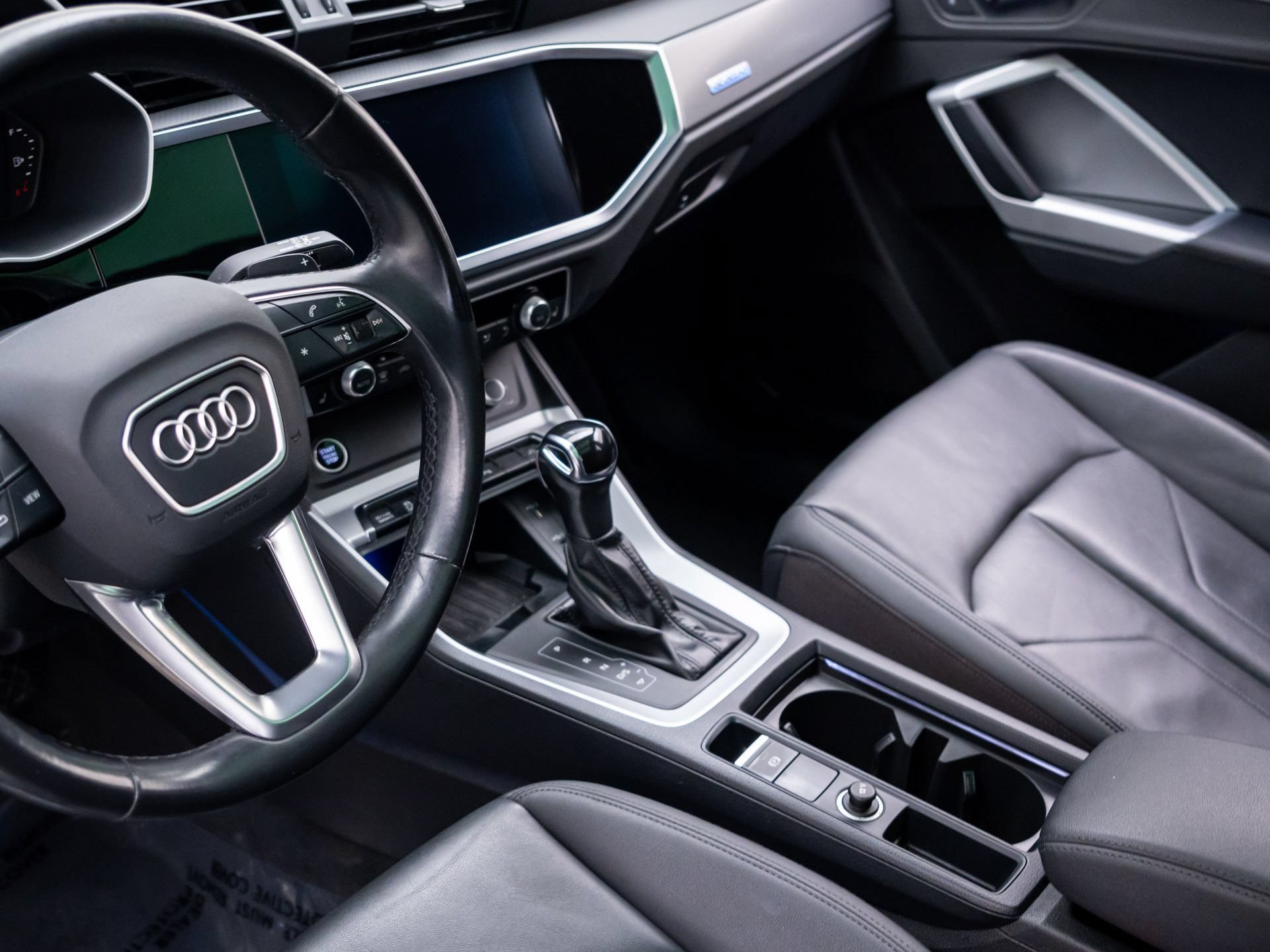 Used 2021 Audi Q3 2.0T Premium Plus w/ Premium Plus Package AWD/4WD image 12