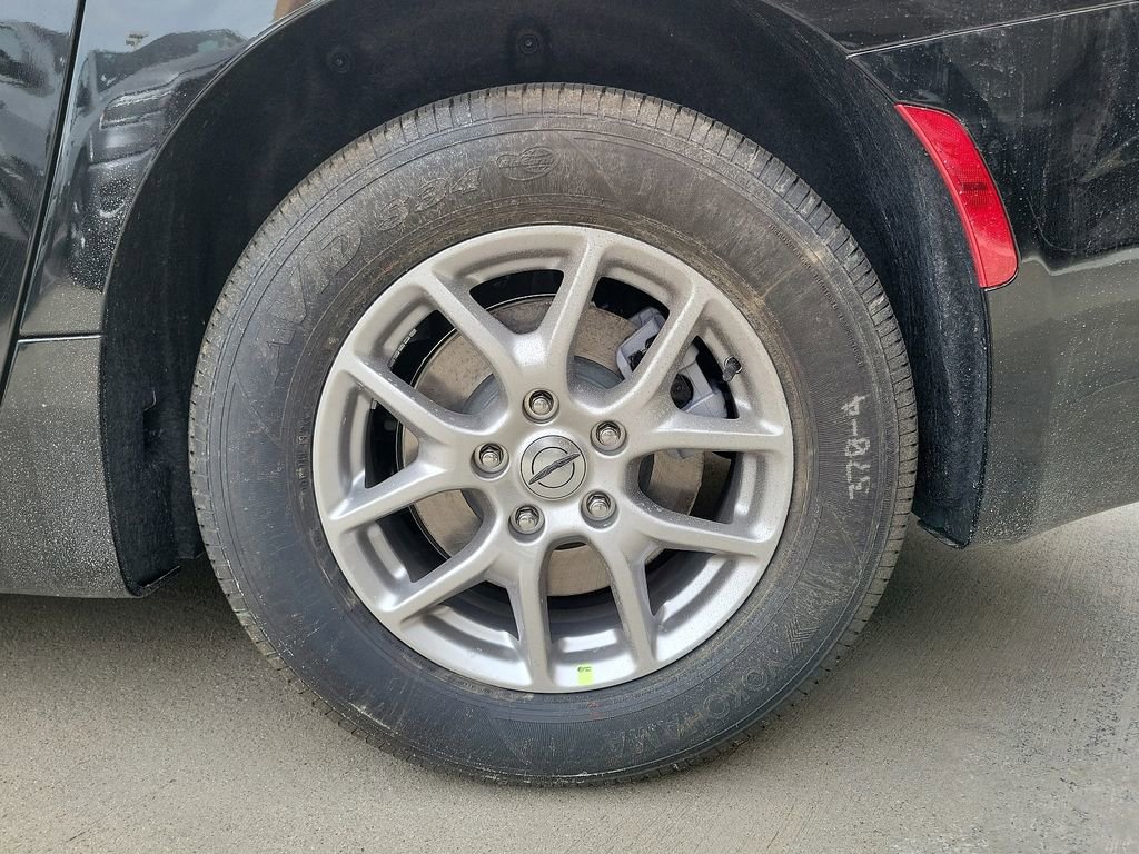 New 2025 Chrysler Voyager LX image 12