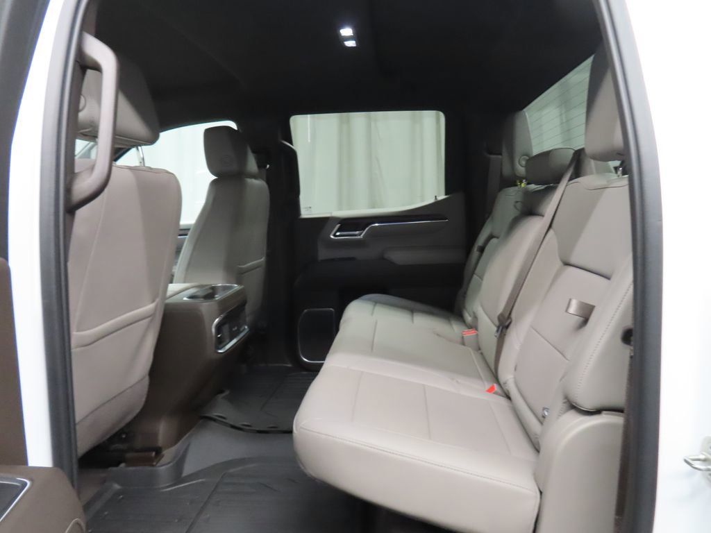 Used 2023 GMC Sierra 1500 SLT w/ SLT Convenience Package AWD/4WD image 13