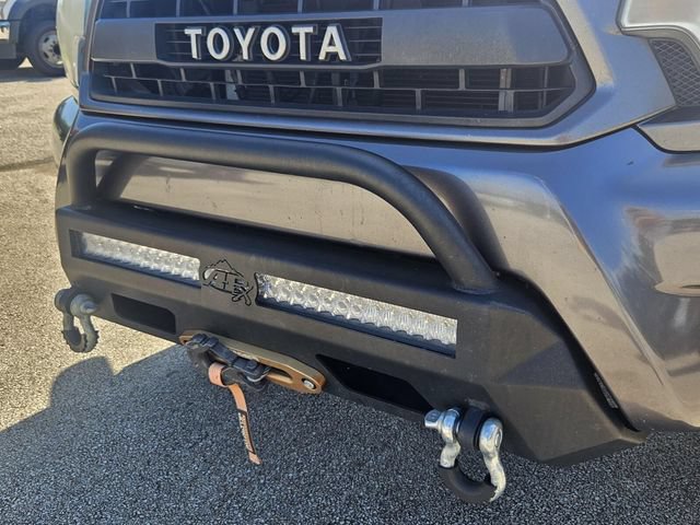 Used 2015 Toyota Tacoma PreRunner w/ SR5 Package RWD image 18