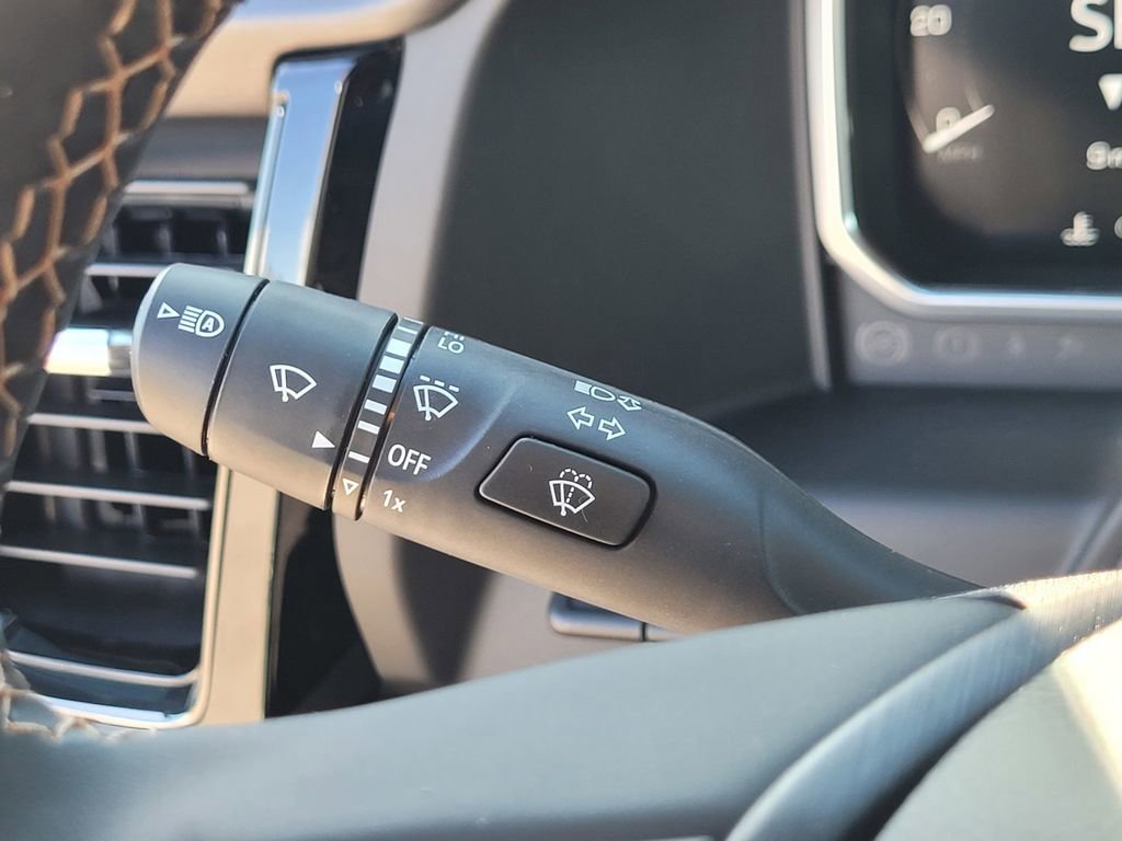 New 2026 GMC Sierra 2500 AT4 w/ AT4 Premium Plus Package AWD/4WD image 22