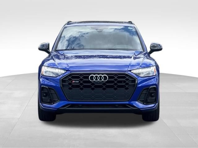 Used 2024 Audi SQ5 Prestige AWD/4WD image 2
