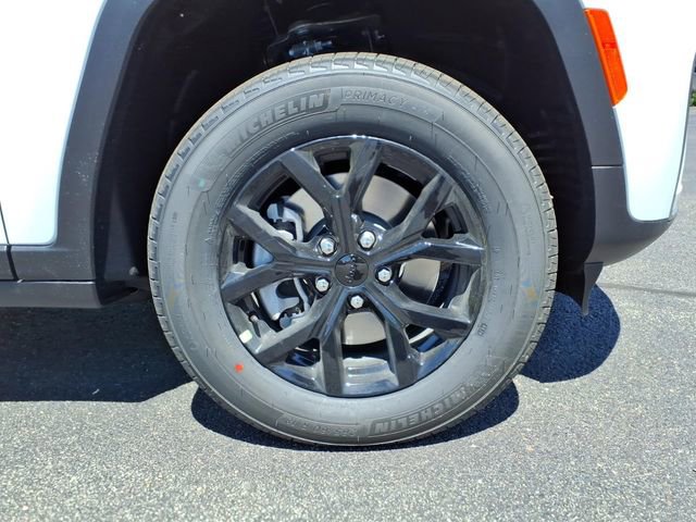 New 2026 Jeep Grand Cherokee L 4WD image 9