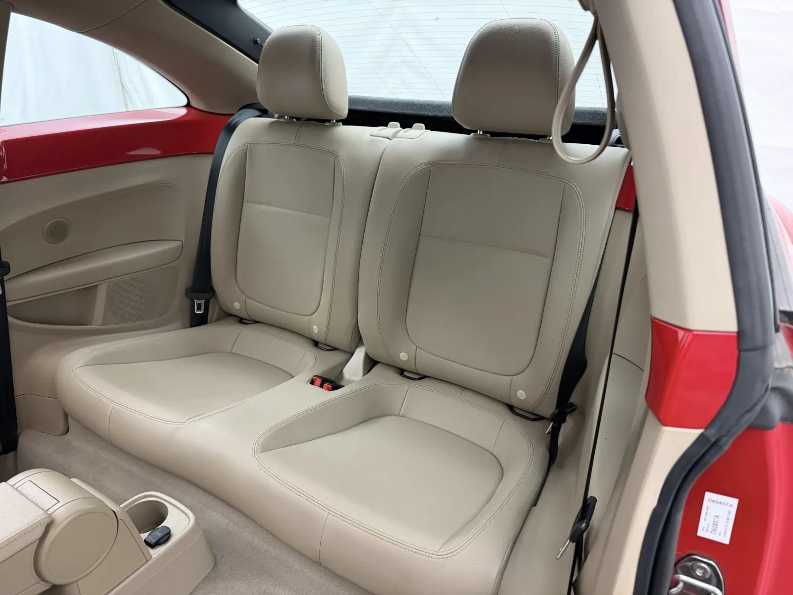 Used 2014 Volkswagen Beetle 2.5 FWD image 11