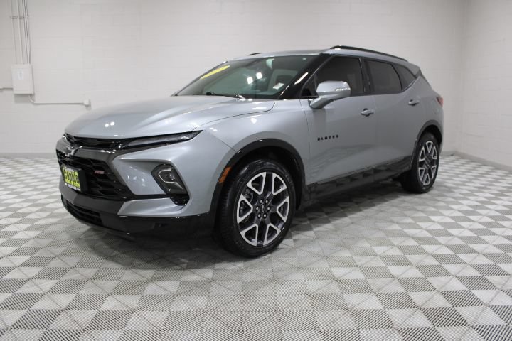Used 2023 Chevrolet Blazer RS w/ Driver Confidence II Package AWD/4WD image 8