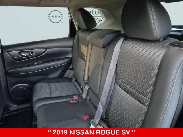 Used 2019 Nissan Rogue SV AWD/4WD image 33