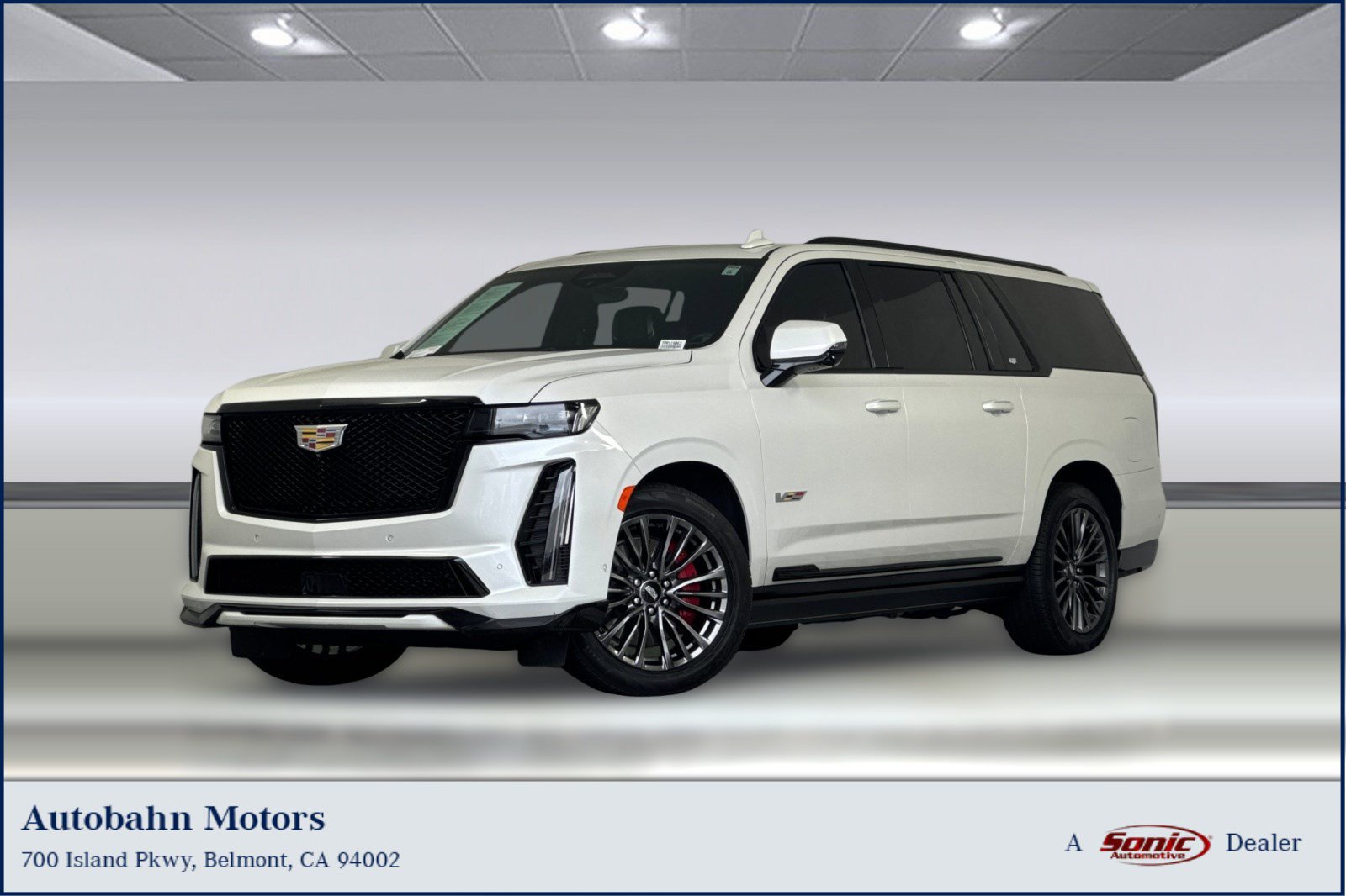 Used 2023 Cadillac Escalade ESV V AWD/4WD image 1