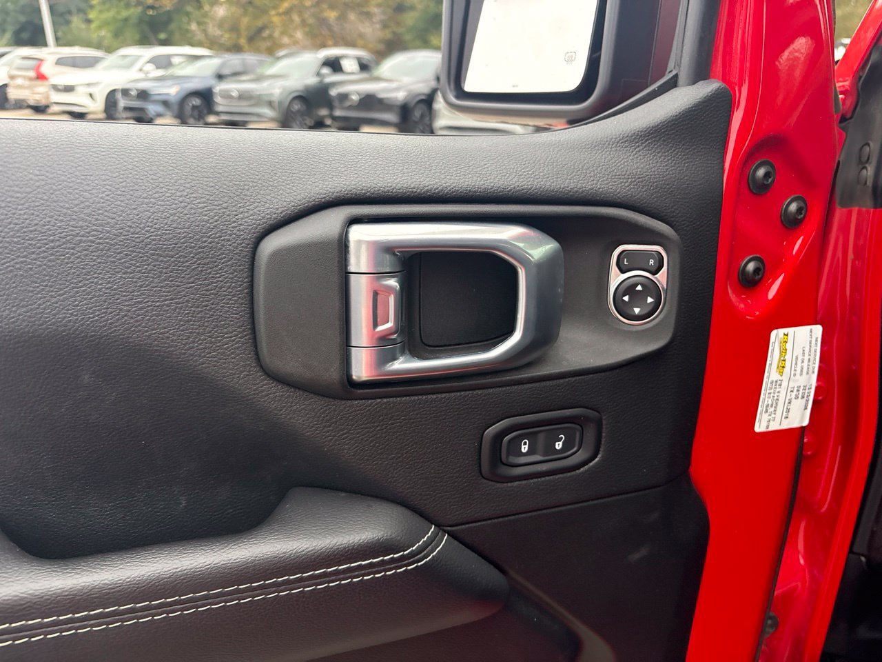 Used 2021 Jeep Wrangler Unlimited Sahara w/ Safety Group AWD/4WD image 16