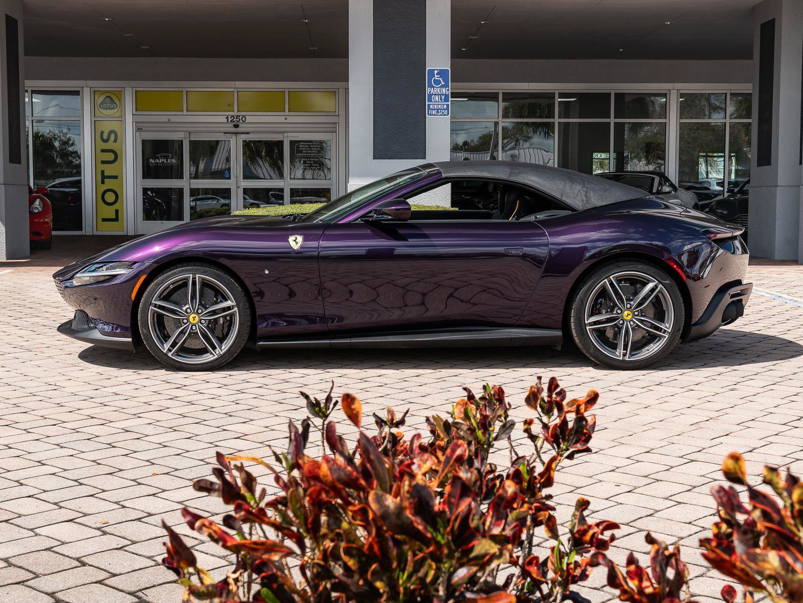 Used 2025 Ferrari Roma Spider RWD image 25