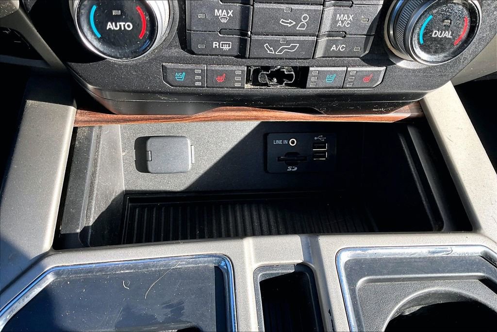 Used 2015 Ford F150 Lariat w/ Equipment Group 502A Luxury image 34