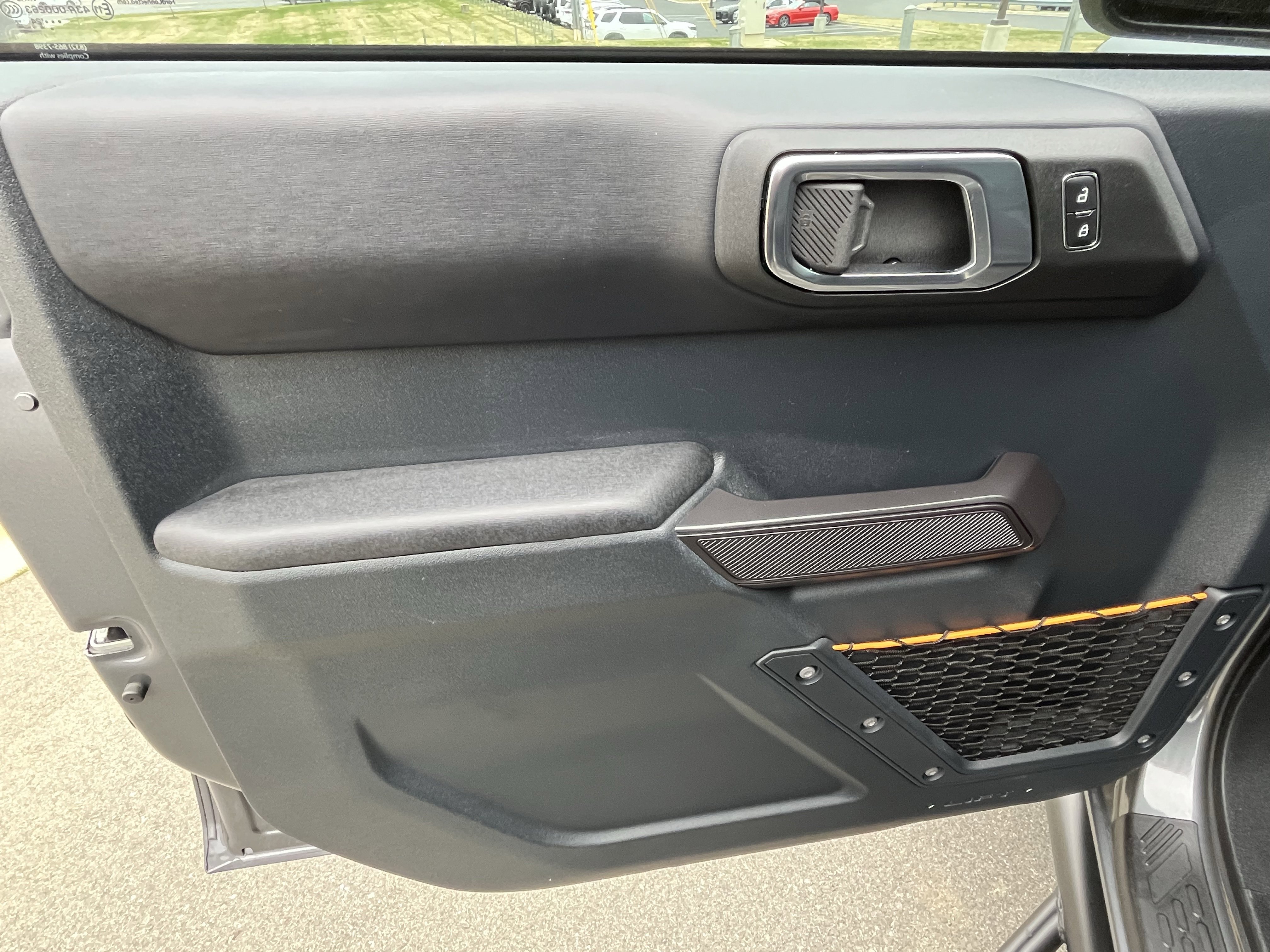 Used 2024 Ford Bronco Badlands image 14