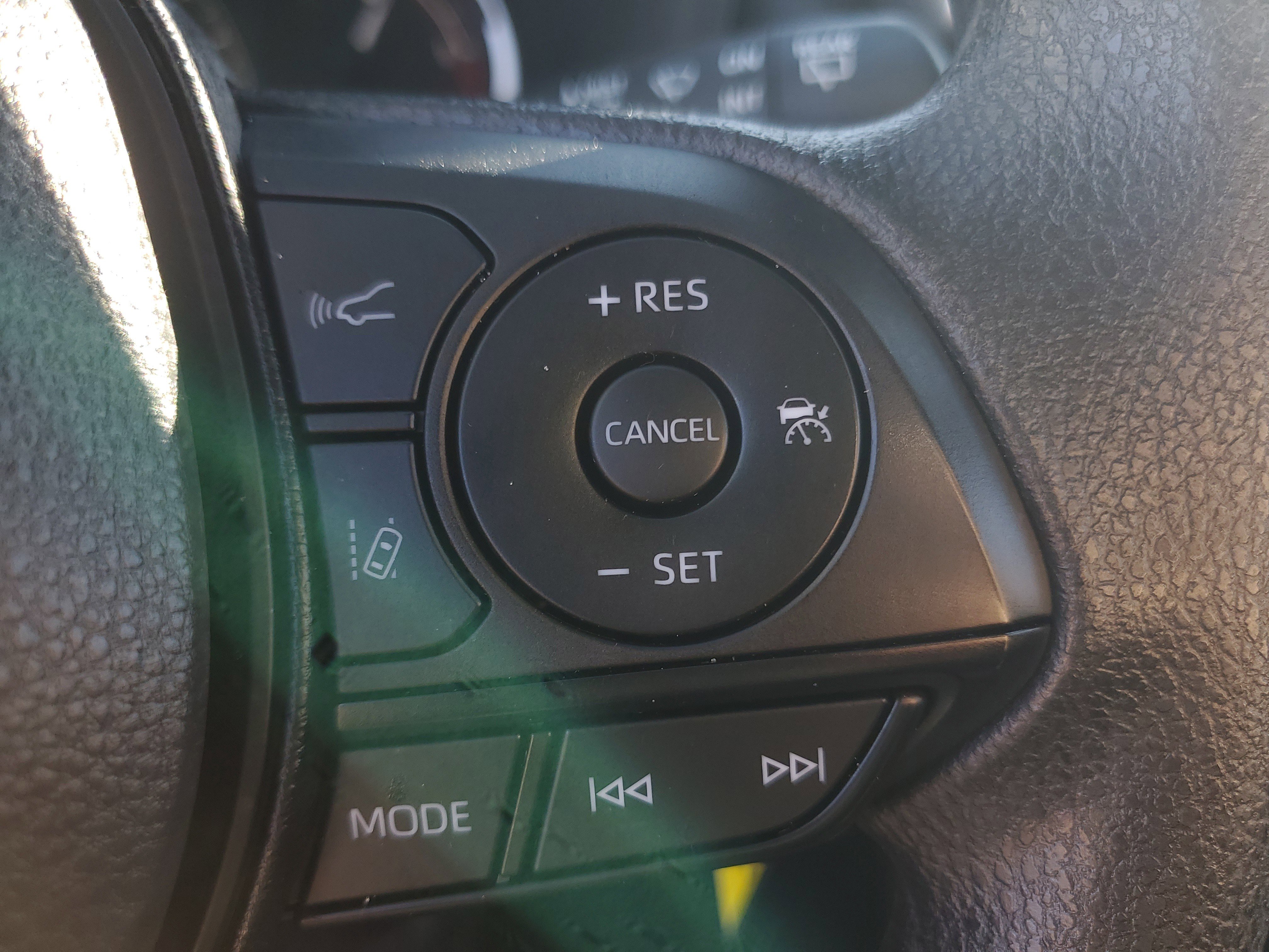 Certified 2025 Toyota RAV4 LE image 22