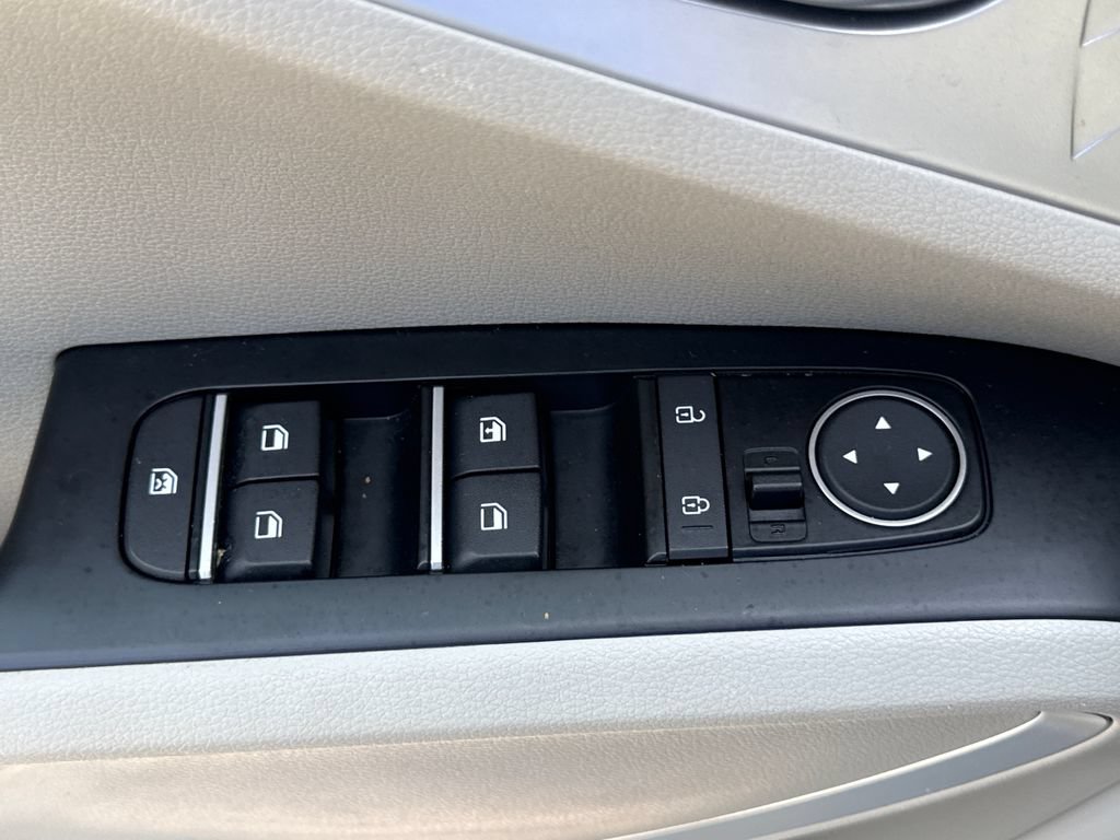 Used 2021 Kia Soul LX FWD image 14