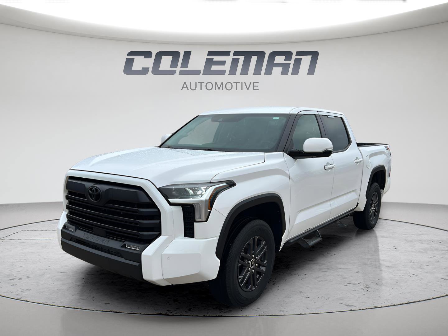 Used 2024 Toyota Tundra SR5 w/ SR5 Convenience Package image 1