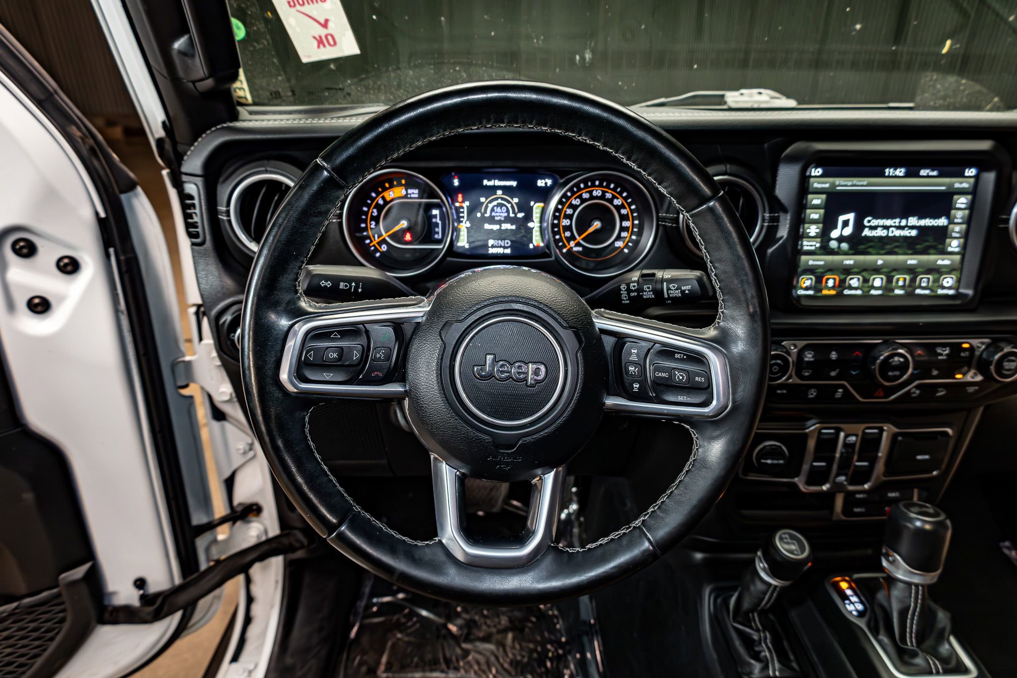 Used 2020 Jeep Wrangler Unlimited Sahara AWD/4WD image 19