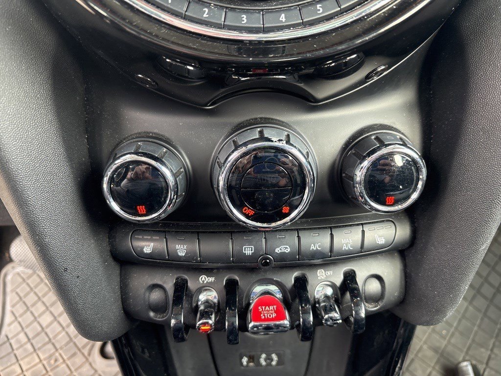 Used 2017 MINI Cooper S image 15