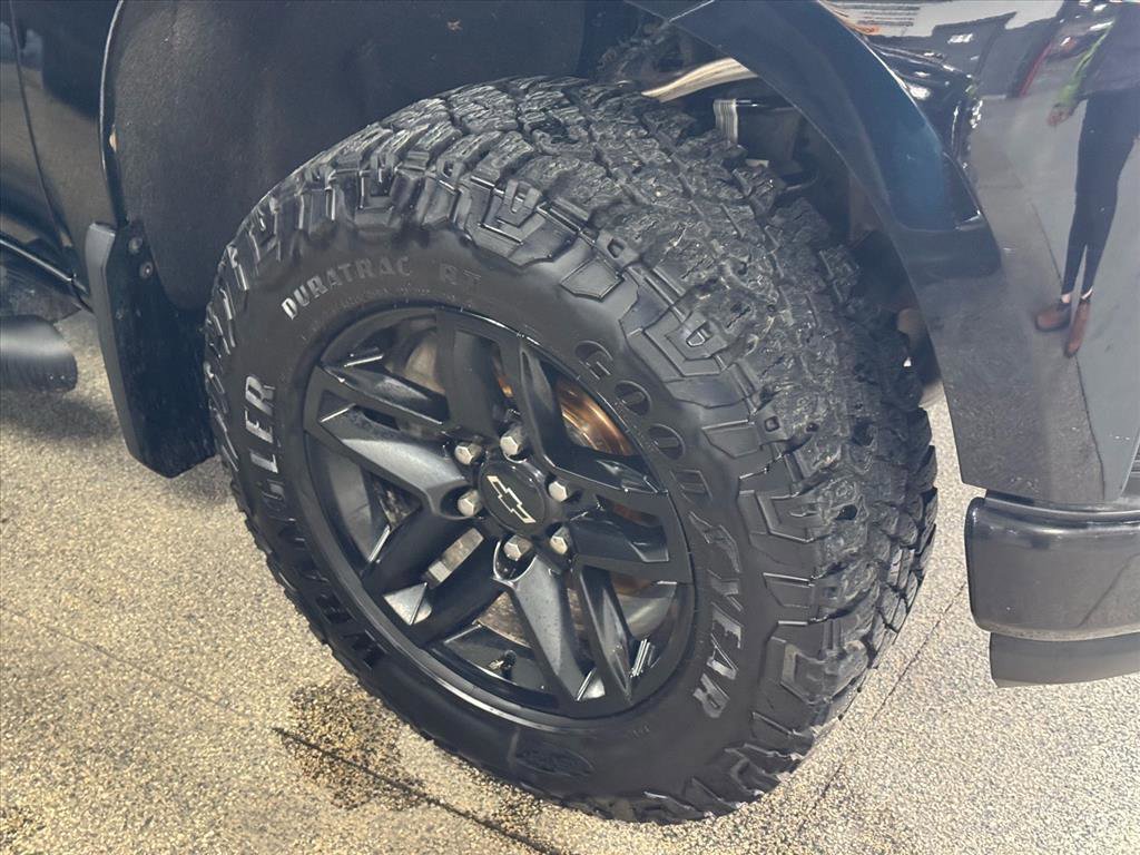 Used 2019 Chevrolet Silverado 1500 LT Trail Boss image 4