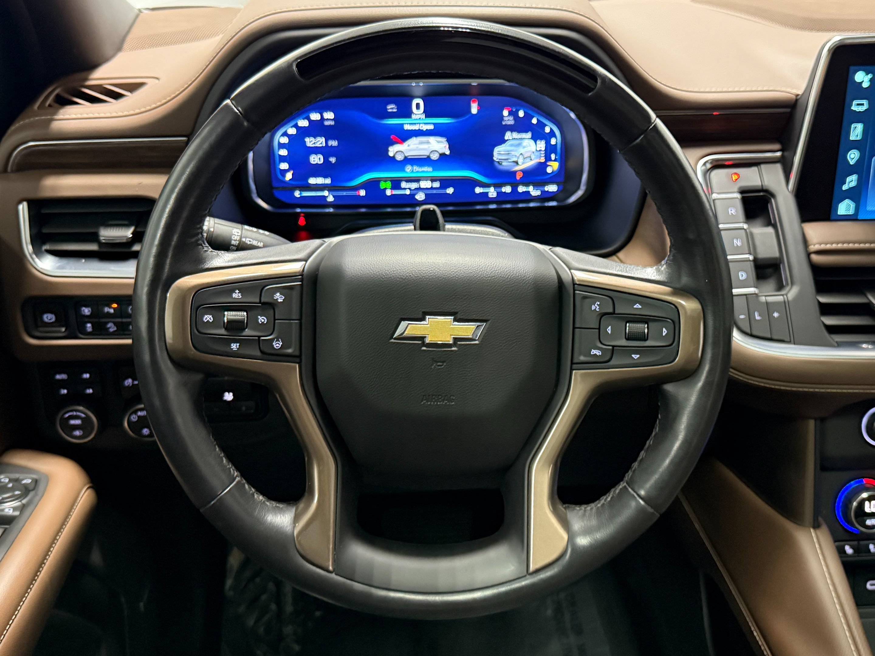 Used 2023 Chevrolet Tahoe High Country w/ Advanced Technology Package AWD/4WD image 23