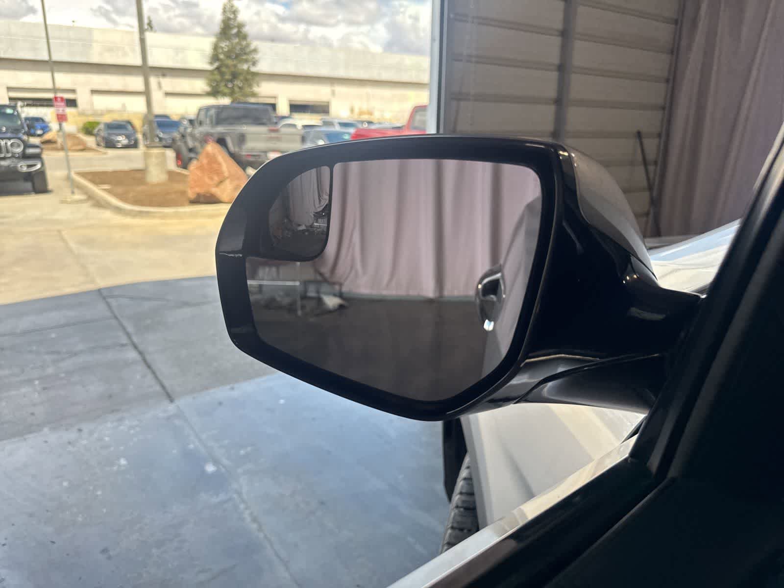 Used 2018 Hyundai Santa Fe SE image 20