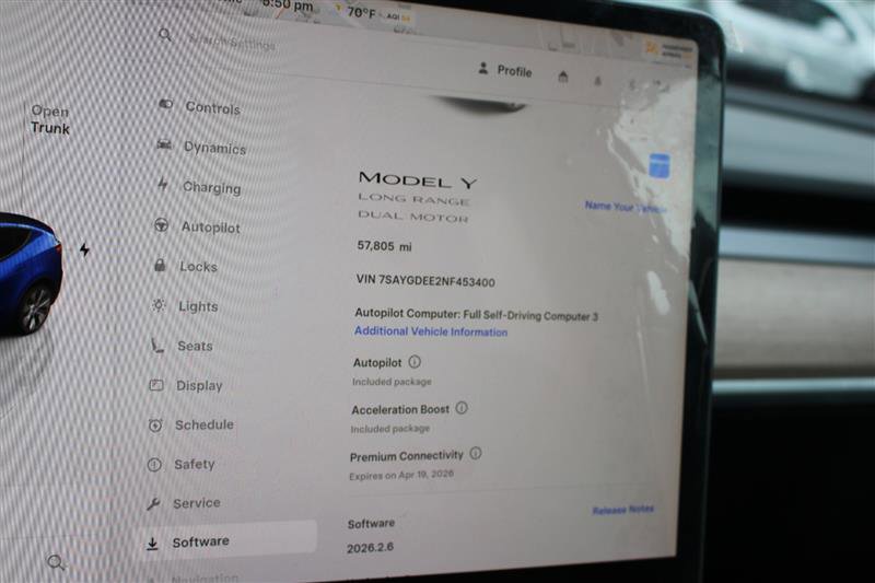 Used 2022 Tesla Model Y Long Range image 18