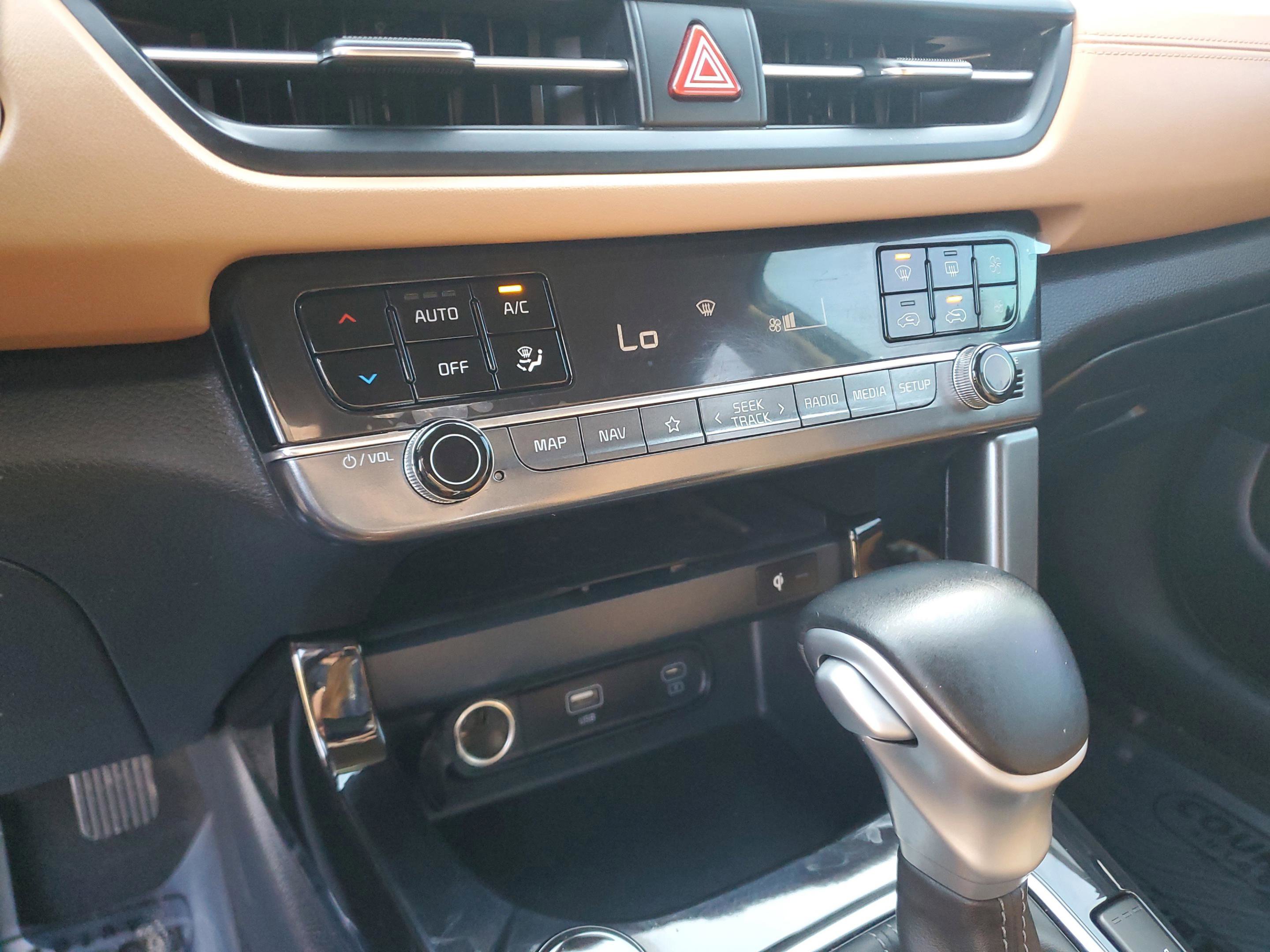 Certified 2024 Kia Seltos EX image 23