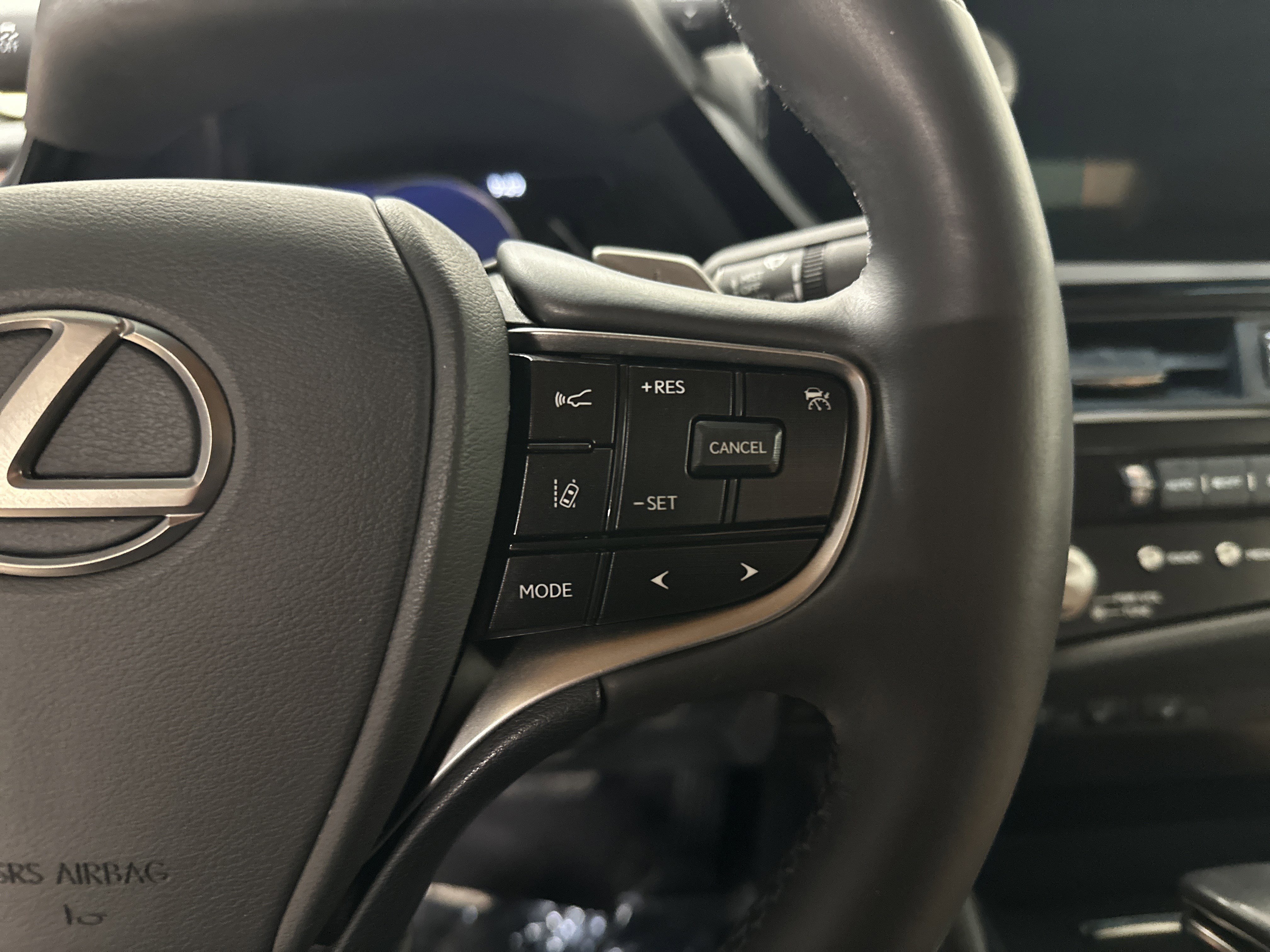 Certified 2023 Lexus ES 350 w/ Premium Package image 20