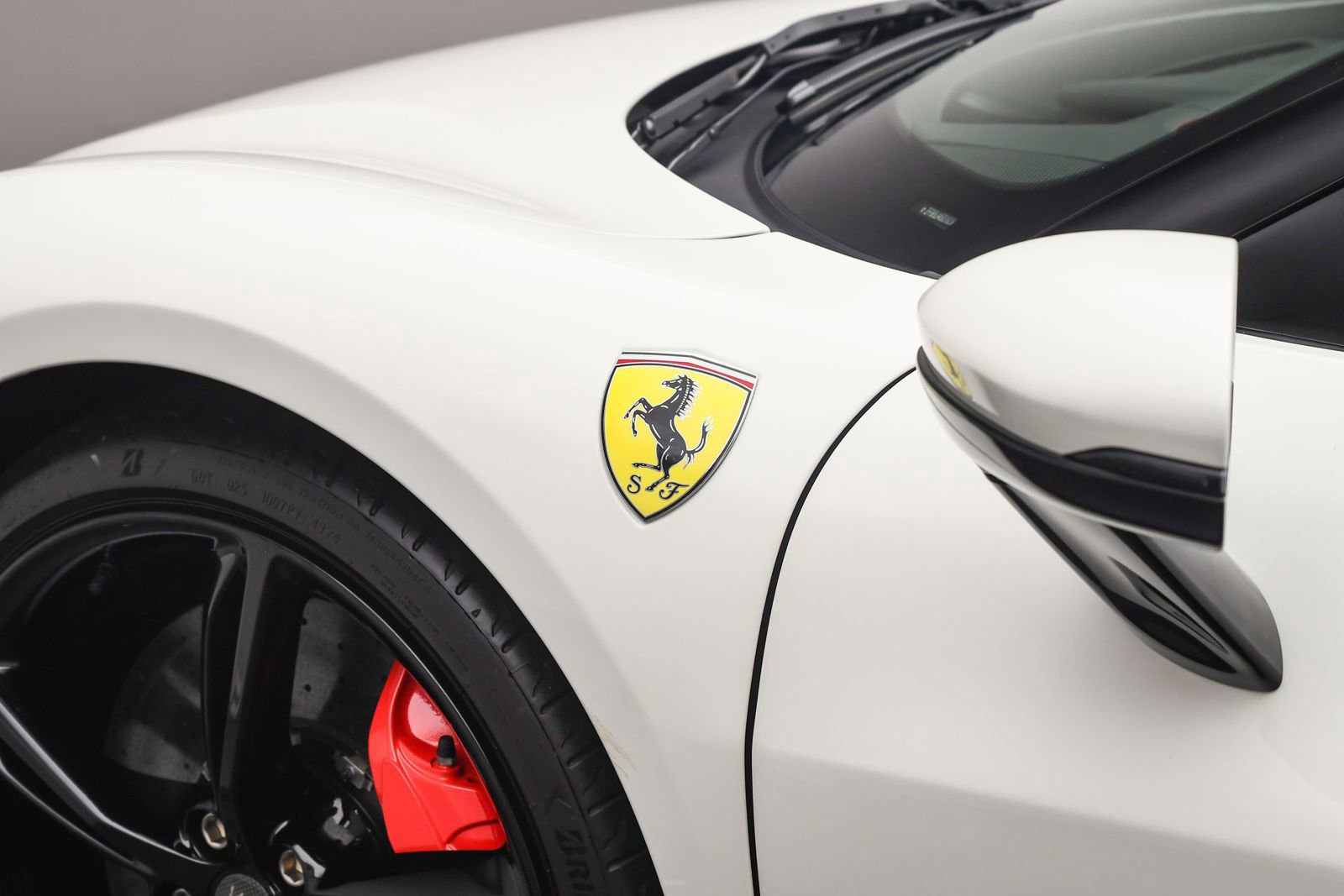 Used 2025 Ferrari 296 GTB RWD image 35