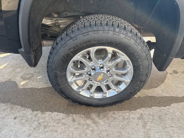 Certified 2025 Chevrolet Silverado 2500 LTZ w/ LTZ Premium Package image 9