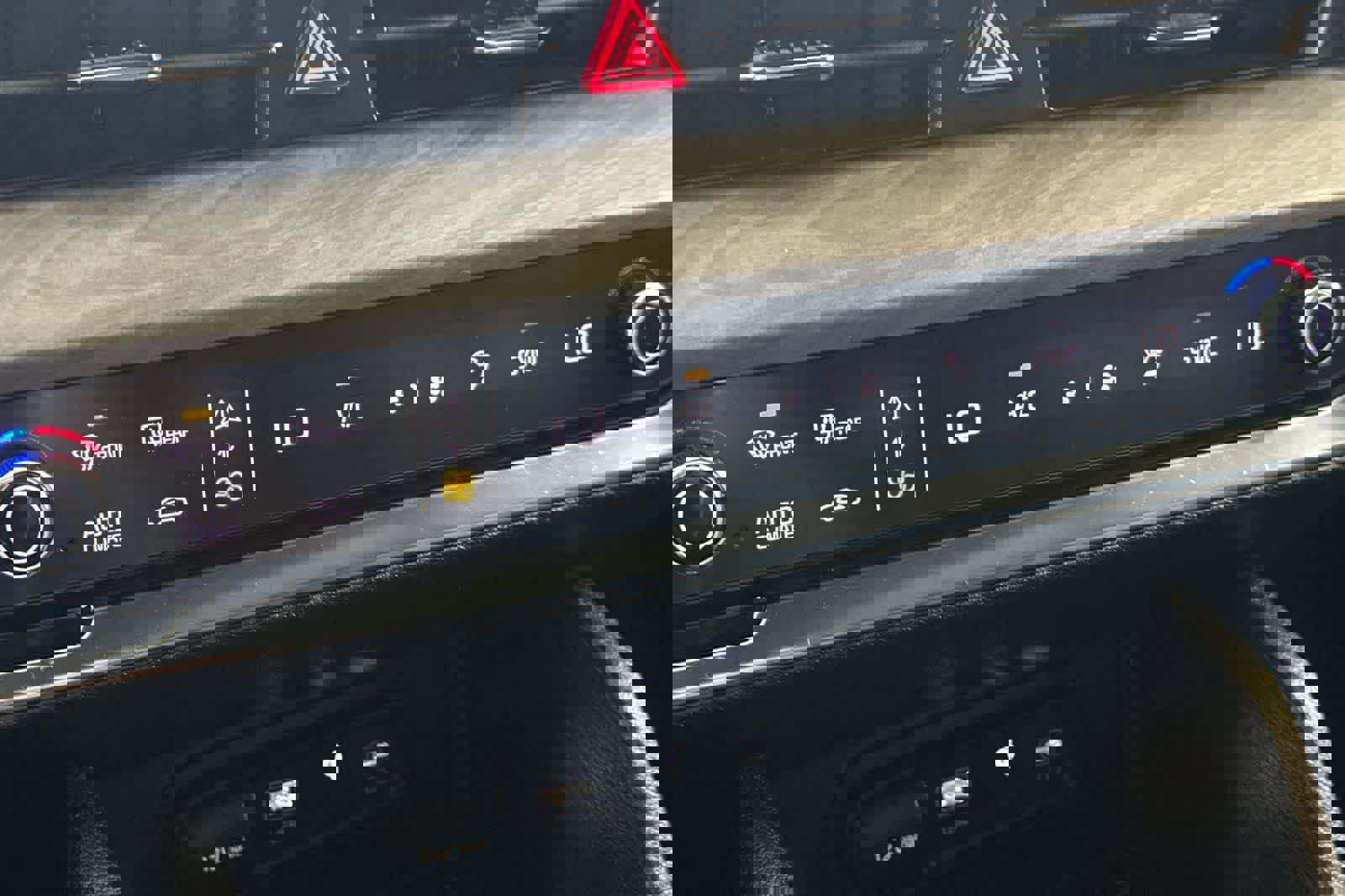 Used 2024 Kia Sportage X-Line w/ X-Line Premium Package image 25