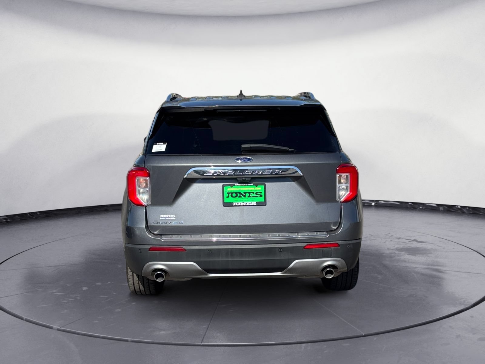 Used 2023 Ford Explorer Limited w/ Equipment Group 301A RWD image 5