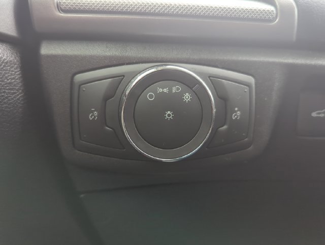 Used 2018 Ford Fusion S FWD image 39