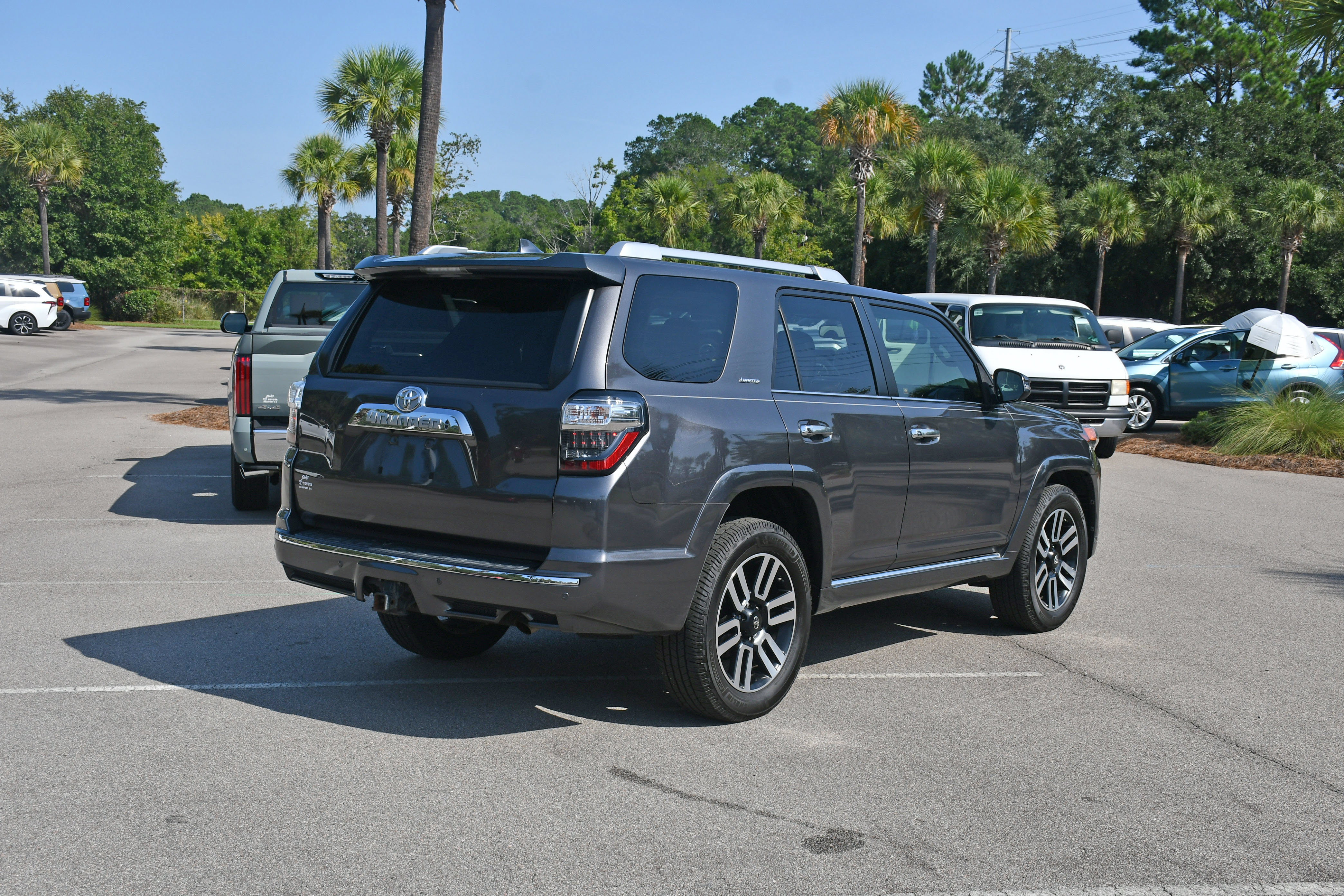 Used 2019 Toyota 4Runner Limited RWD image 3