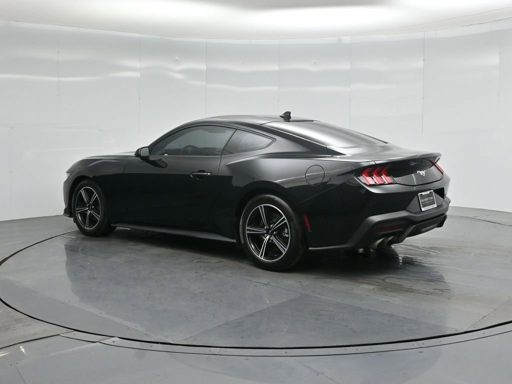 Certified 2024 Ford Mustang Coupe image 6