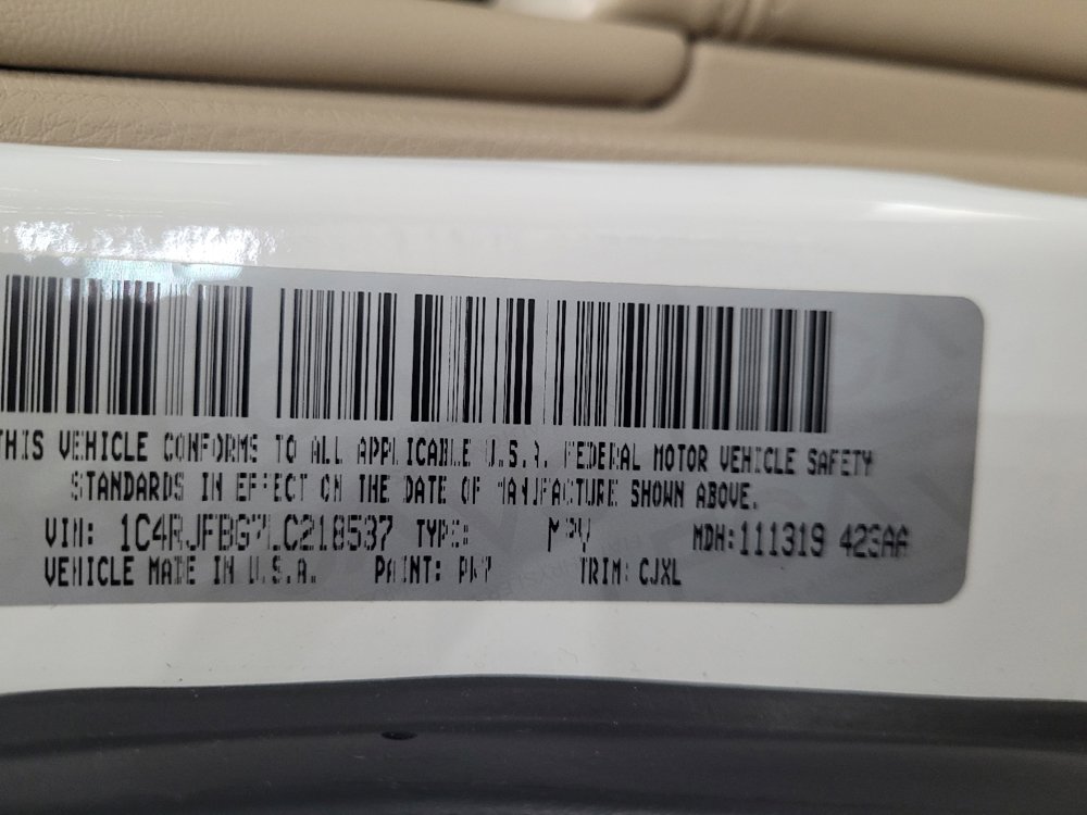 Used 2020 Jeep Grand Cherokee Limited image 33