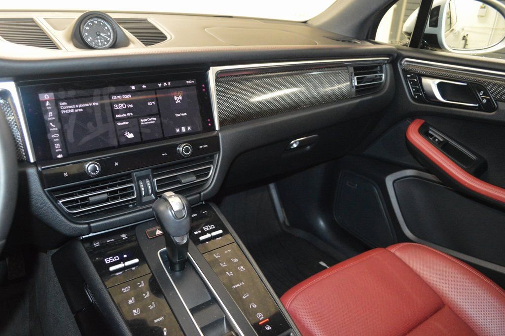 Certified 2023 Porsche Macan GTS AWD/4WD image 25