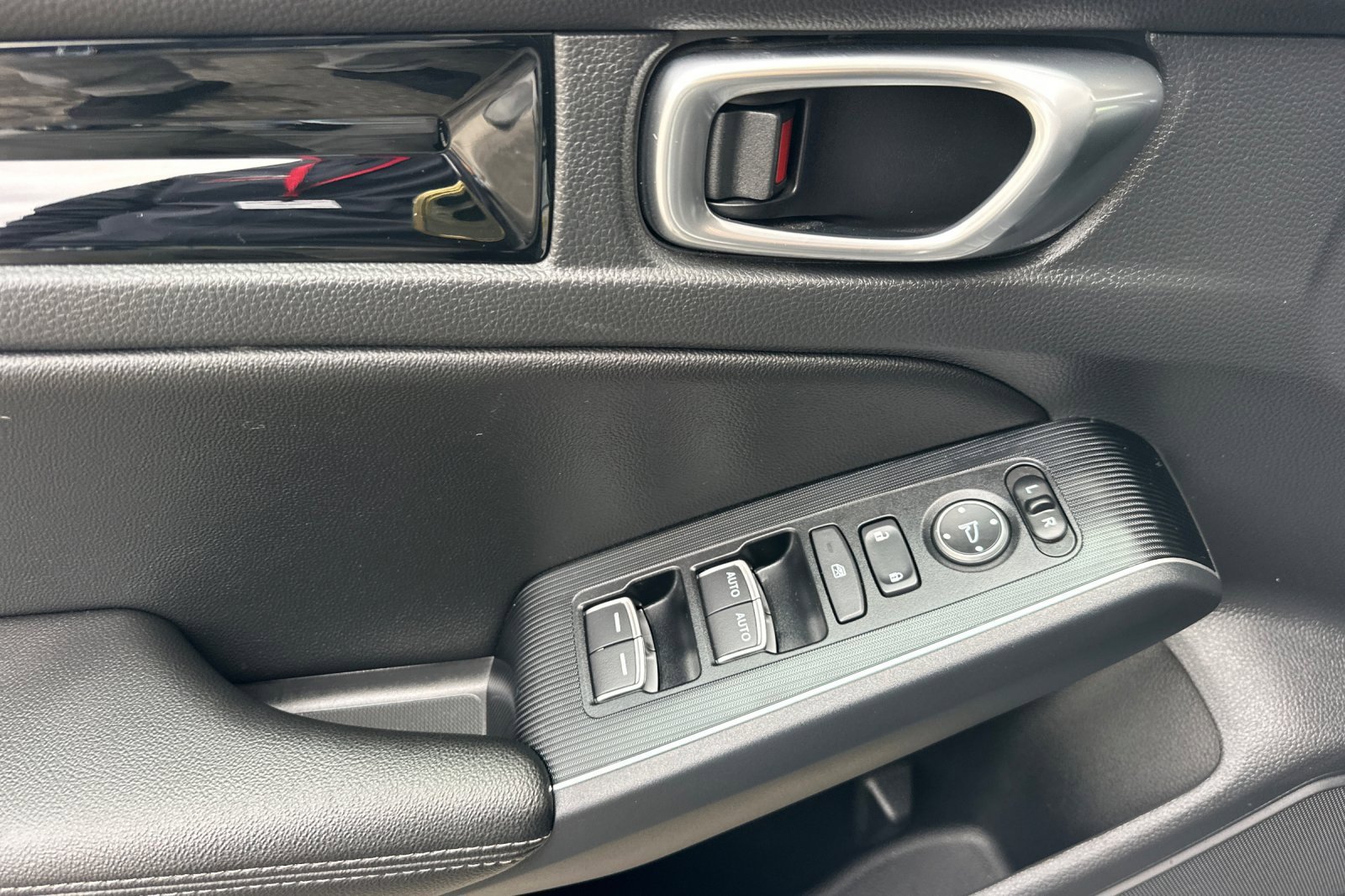 Used 2023 Honda Civic Sport Touring image 11