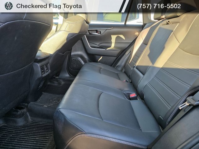 Used 2023 Toyota RAV4 XLE Premium image 21