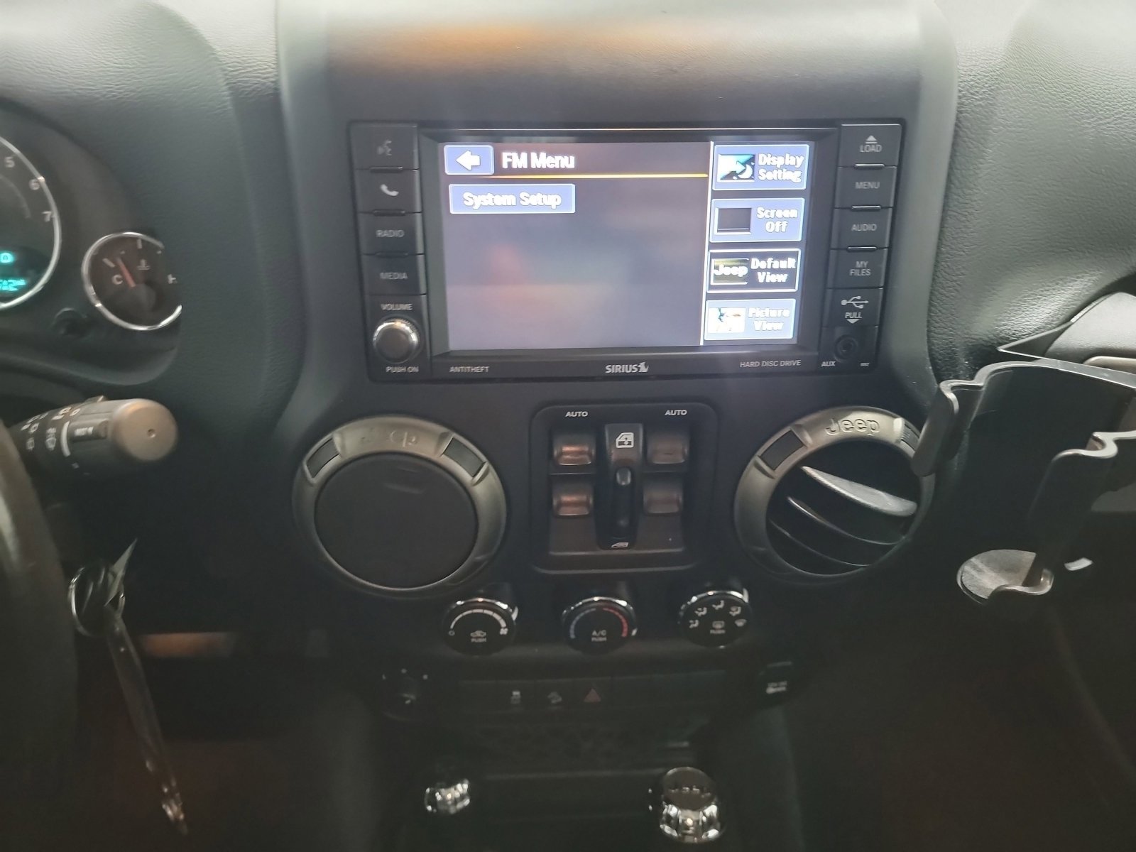 Used 2018 Jeep Wrangler Unlimited Sport image 21